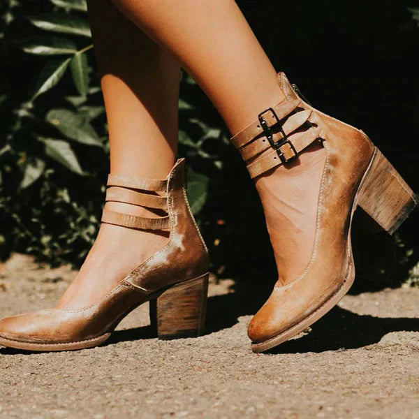 MINAU - Stijlvolle Pumps Met Enkelband